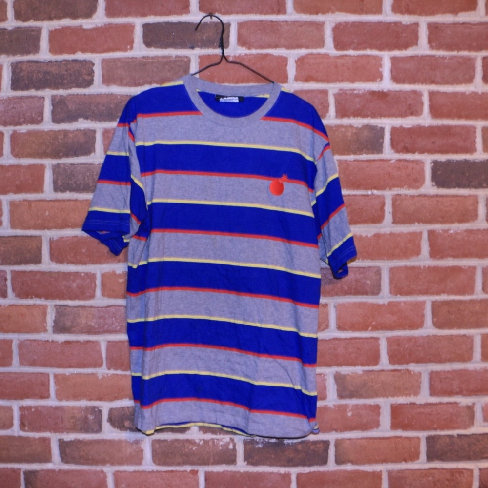 STREET WEAR / FASHION / SIMPLE / DIVERSE